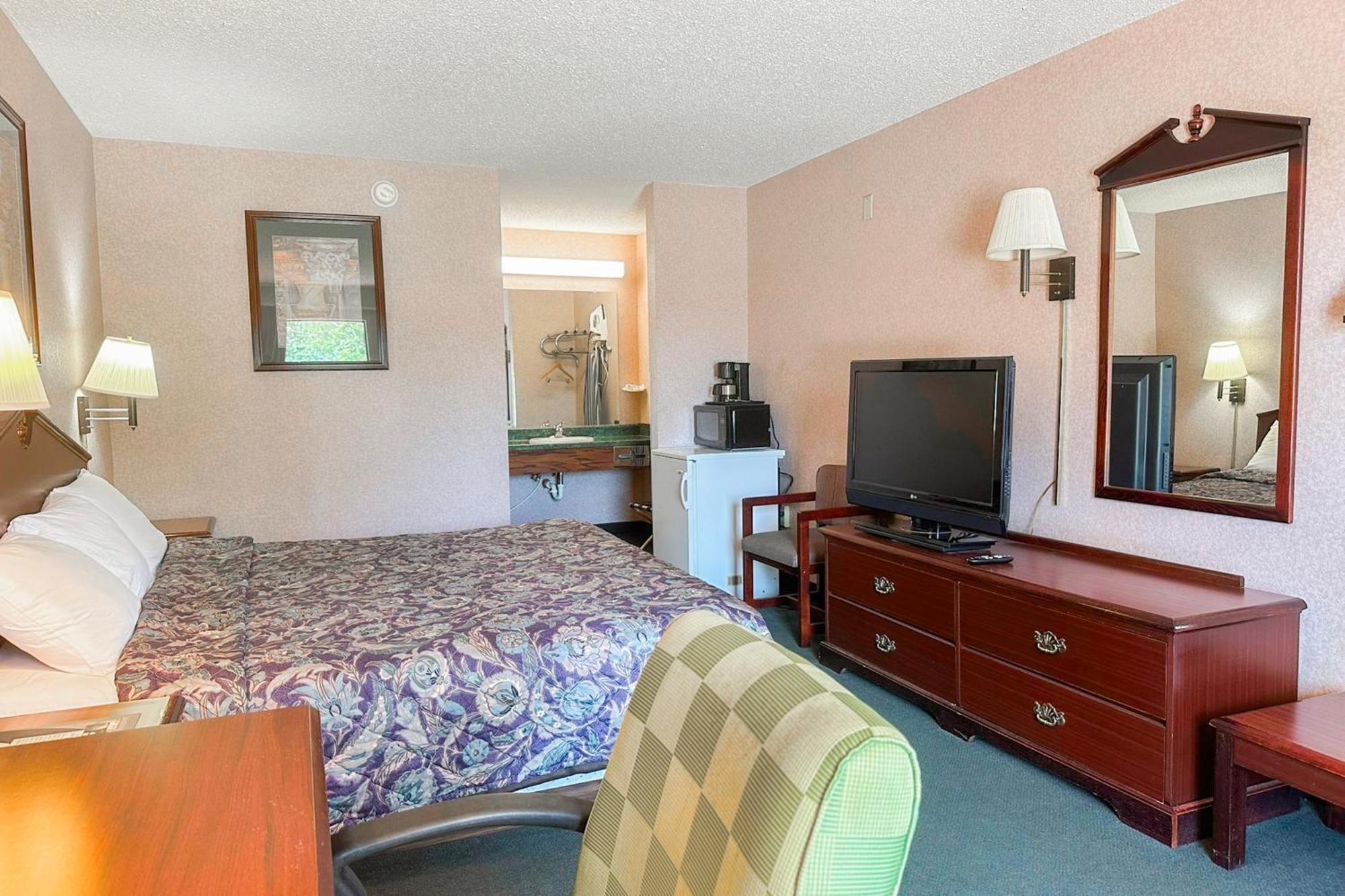 Oyo Hotel East Macon I-75 Esterno foto