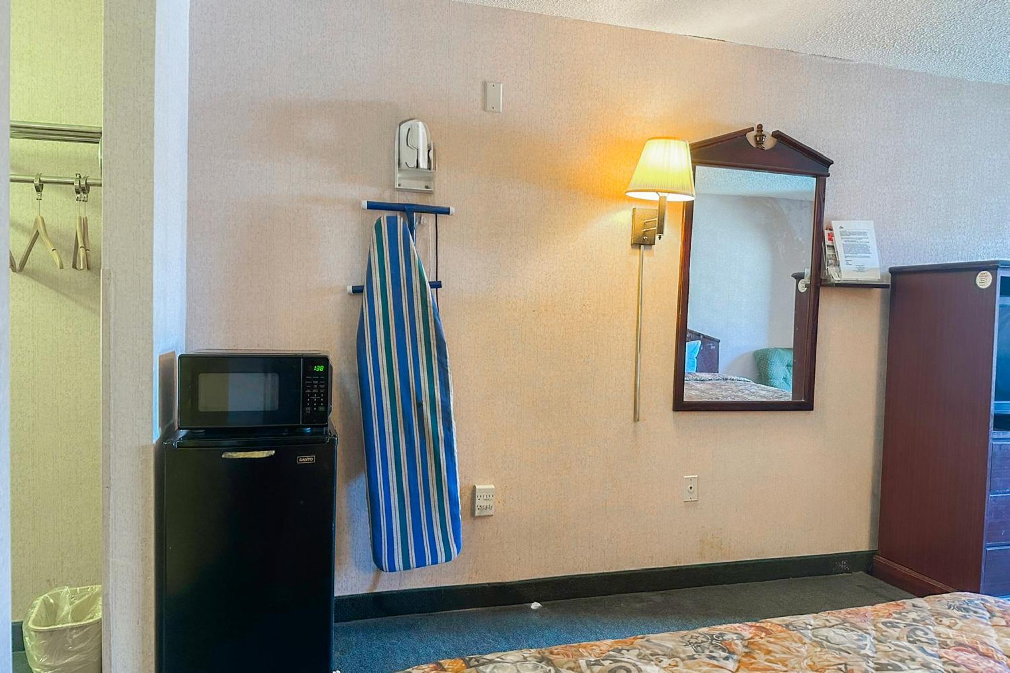 Oyo Hotel East Macon I-75 Esterno foto